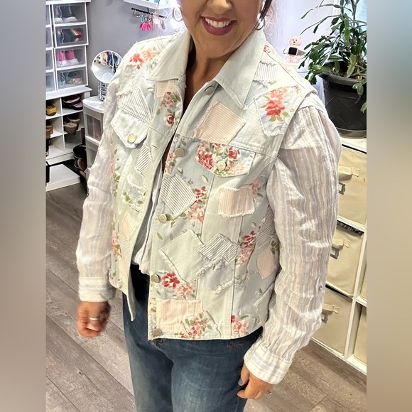 Susan Bristol vest - Picture 2 of 6